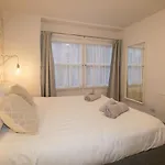 Dixon Court Ambleside