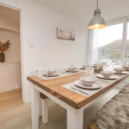 Dixon Court Ambleside