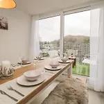 Dixon Court * Ambleside