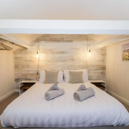 Apartman Dixon Court